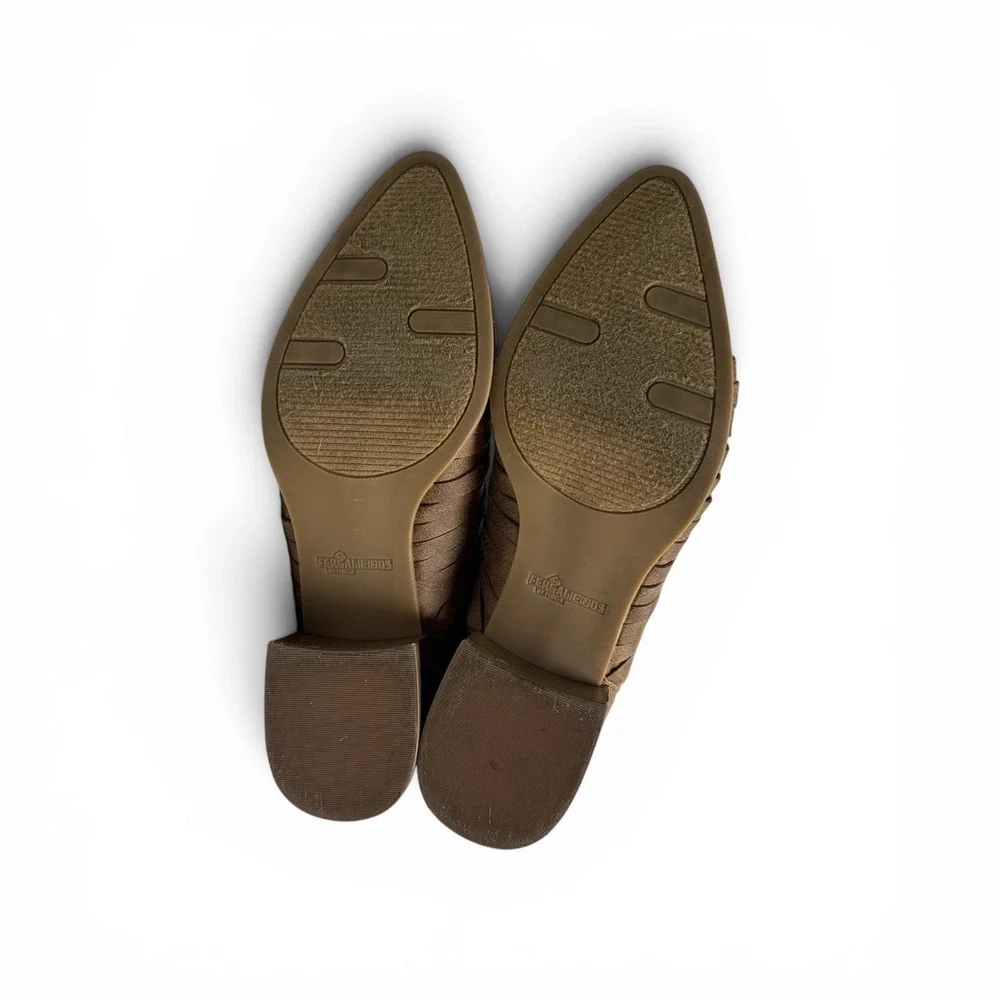 Fergalicious by Fergie Taupe Pointed Toe Ankle Booties Women's 7.5‎ Block Heel